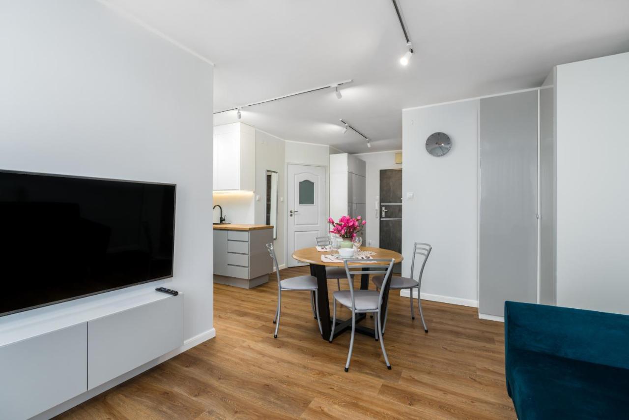 Apartment Wroclaw Jednosci Narodowej By Noclegi Renters エクステリア 写真